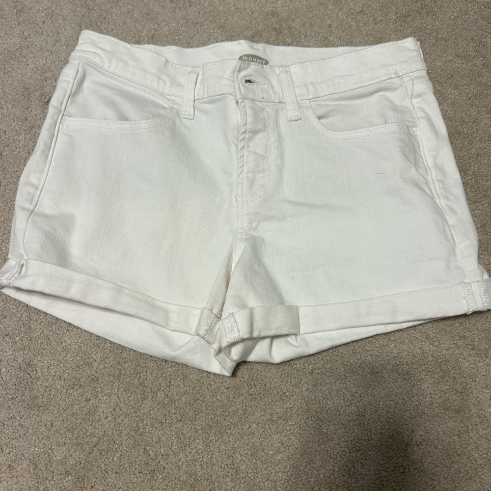 Size 4 White Everyday Shorts from OldNavy